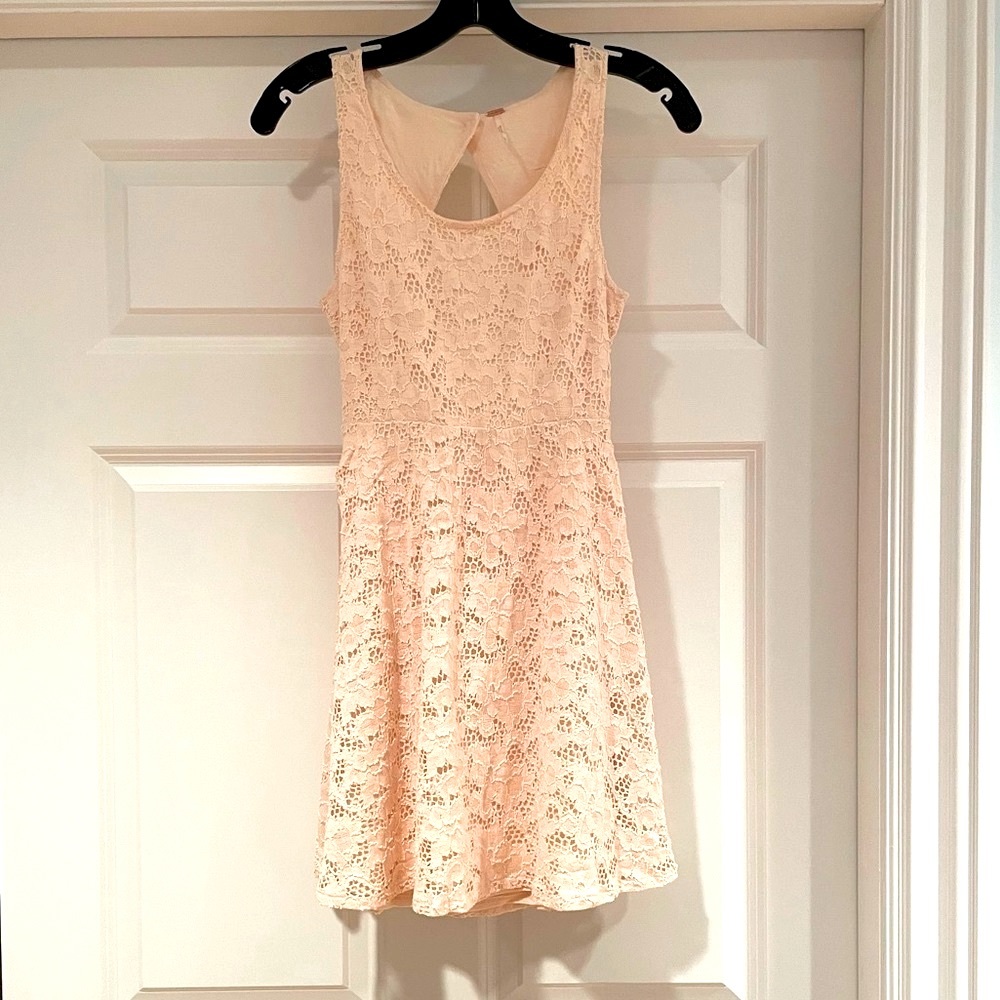 Free People Lace Dress 🎉HostPick🎉
